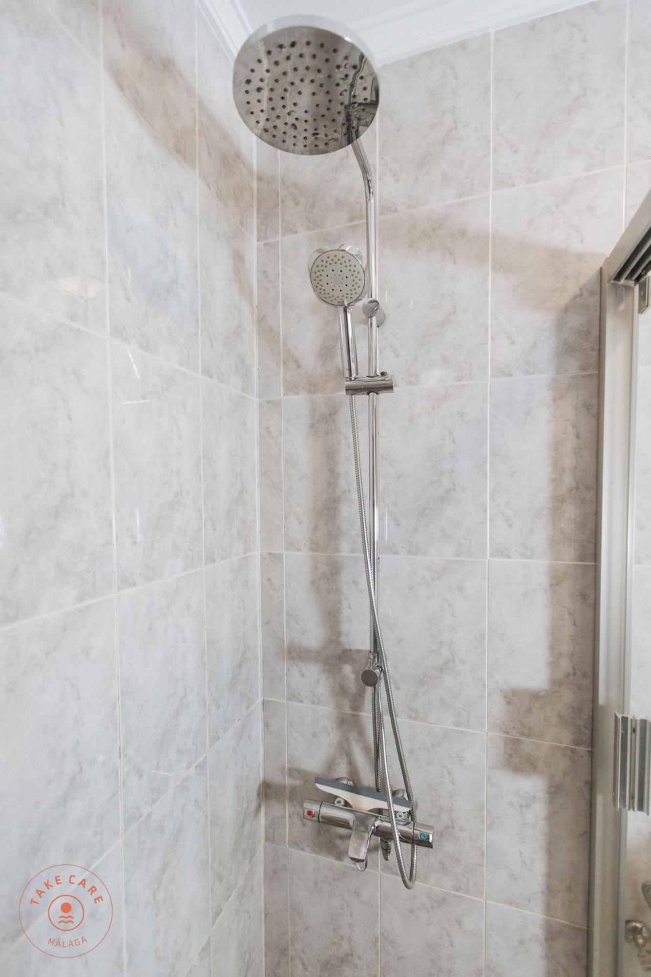 Apartment Casa Riad With Spacious Patio - Tcm มาลากา ภายนอก รูปภาพ