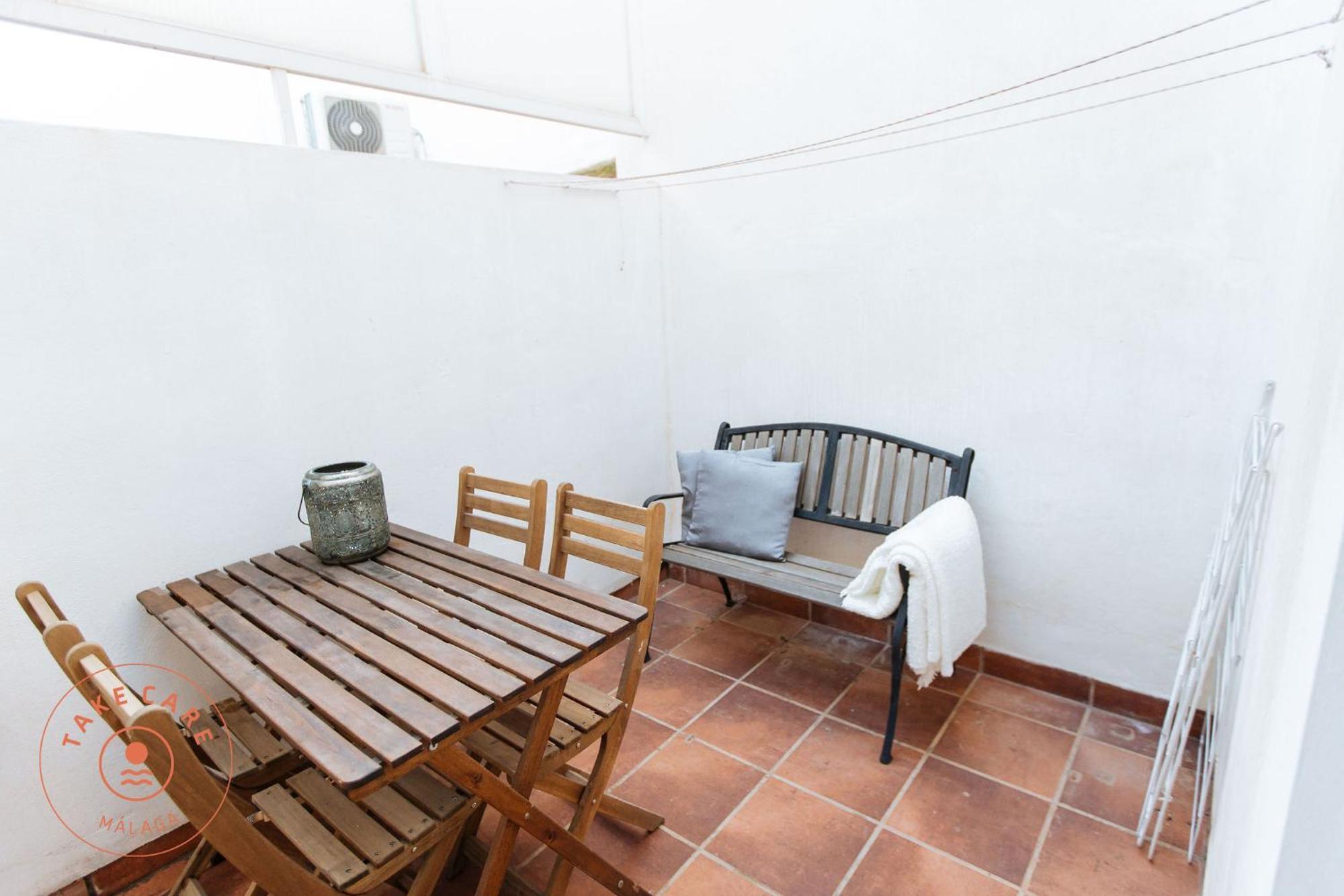 Apartment Casa Riad With Spacious Patio - Tcm มาลากา ภายนอก รูปภาพ