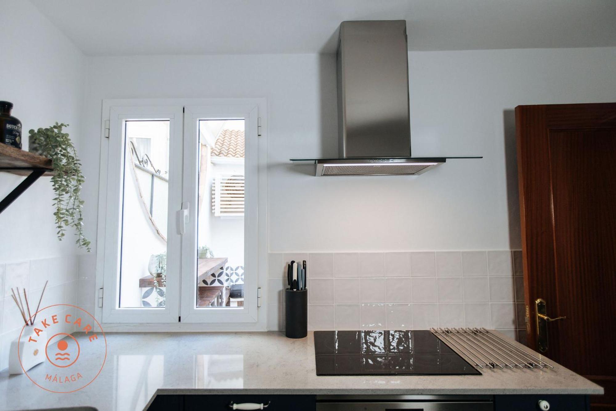 Apartment Casa Riad With Spacious Patio - Tcm มาลากา ภายนอก รูปภาพ